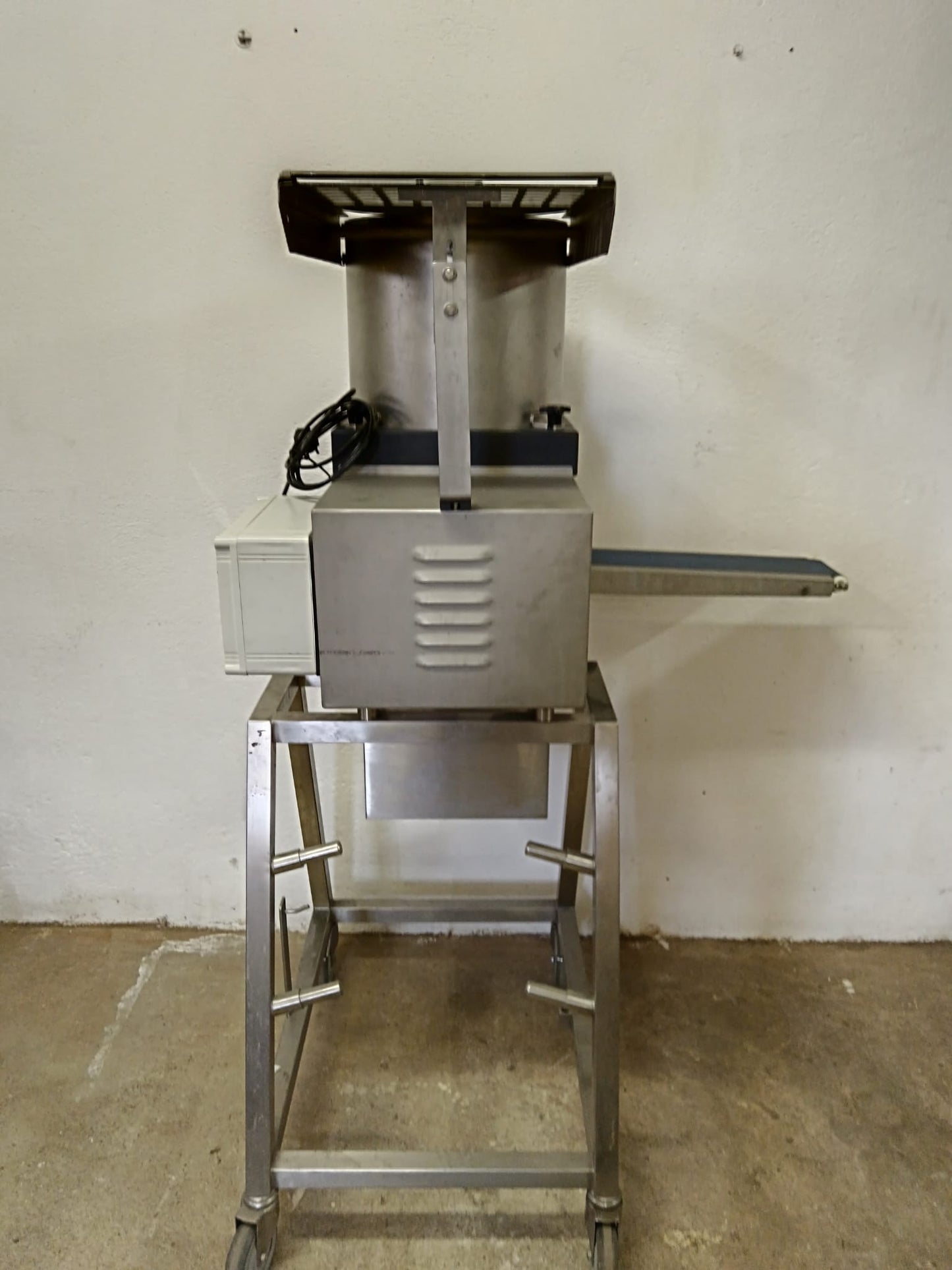 Formeuse à steak / hamburger WEISSER PF 90