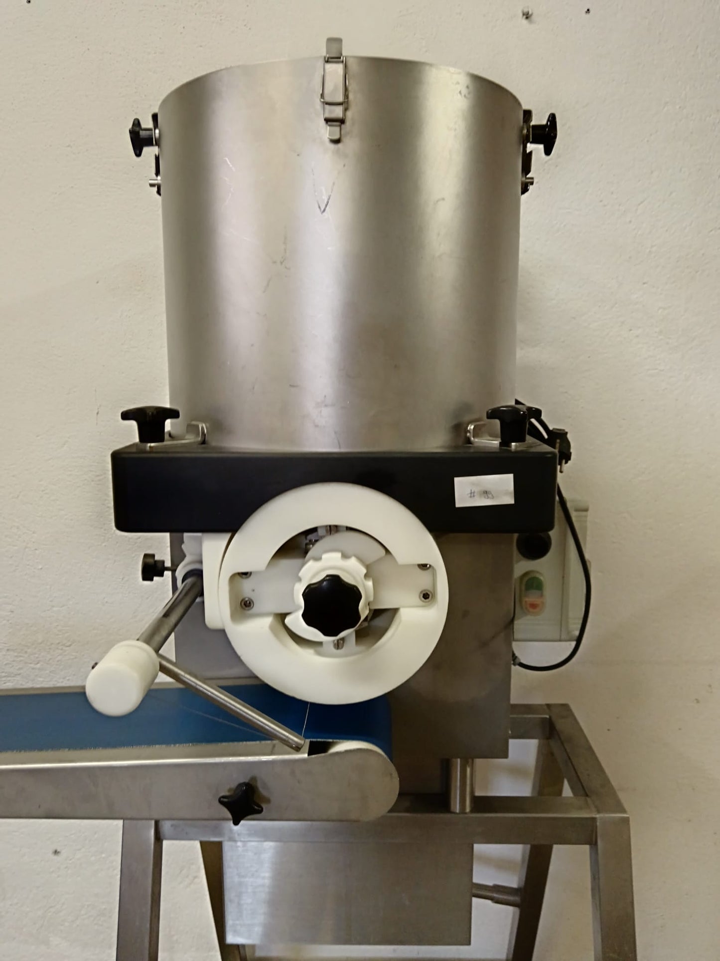 Formeuse à steak / hamburger WEISSER PF 90
