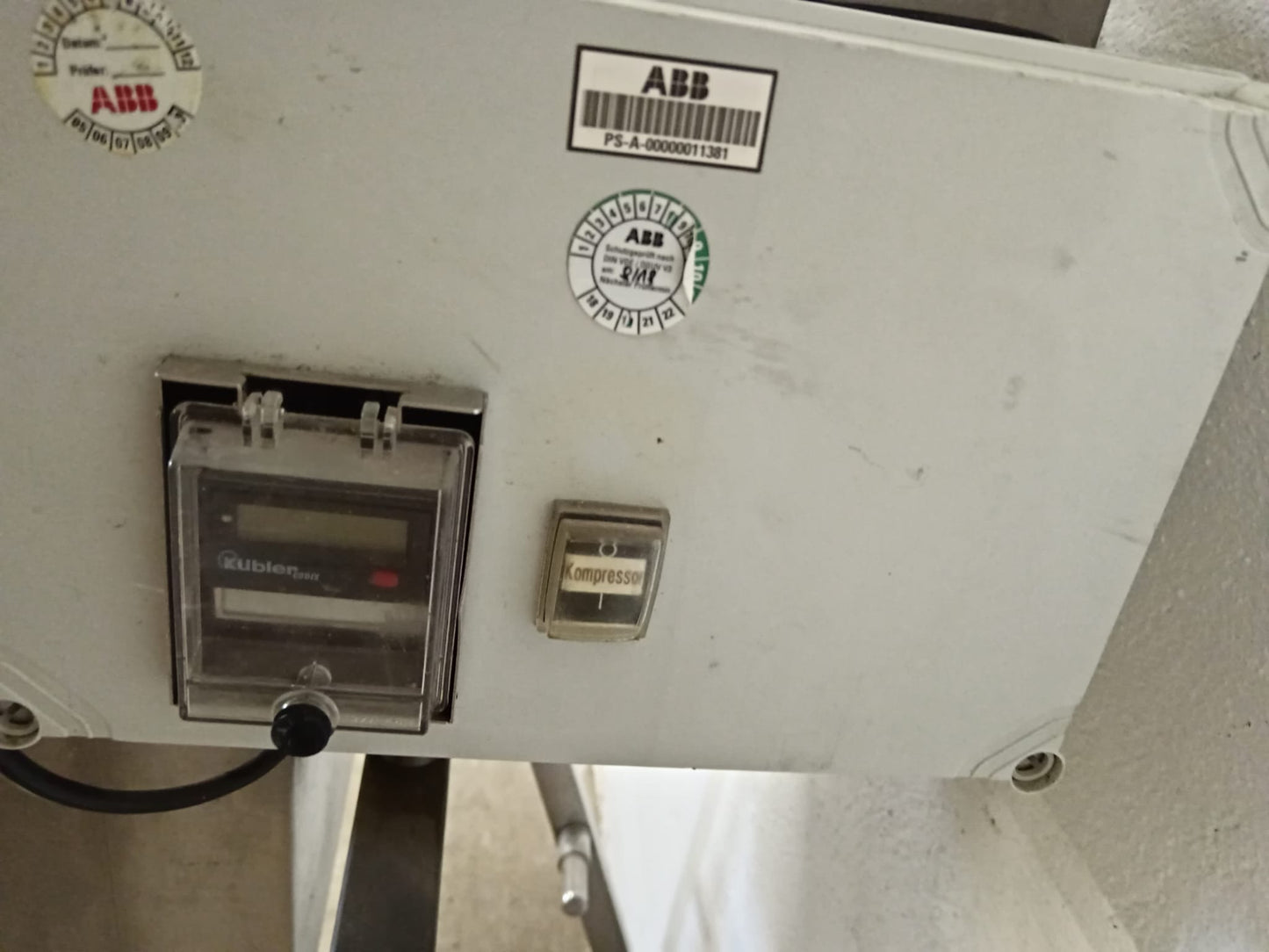 Formeuse à steak / hamburger WEISSER PF 90