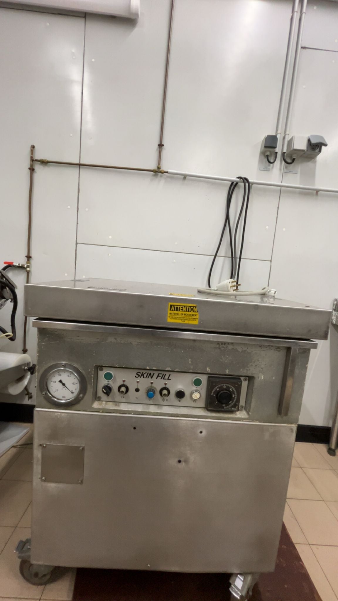 Machine emballage sous-vide SKINFILL