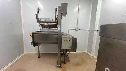 Mélangeur à viande avec élévateur RISCO